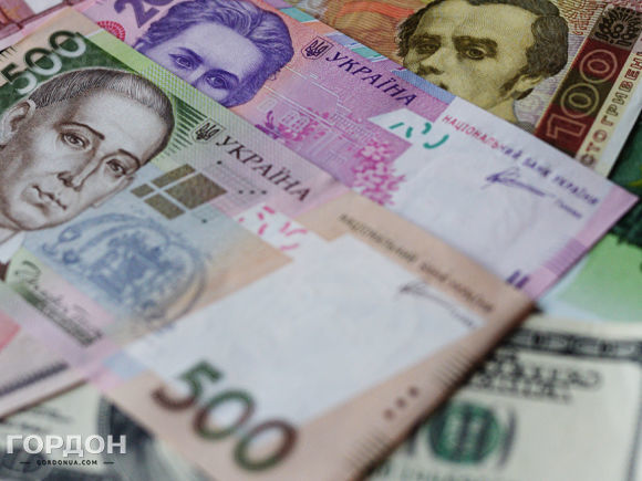 ﻿Гривня очолила список валют, які найбільше зміцнилися до долара за підсумками першого півріччя 2018 року – Bloomberg