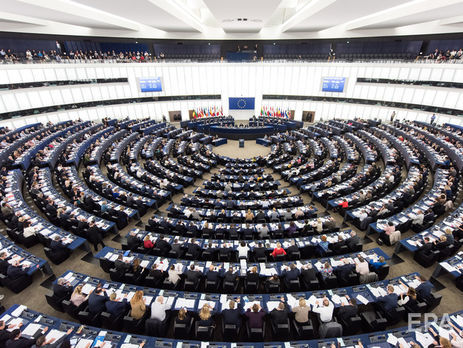 ﻿Дві політичні групи Європарламенту закликають бойкотувати чемпіонат світу з футболу в РФ