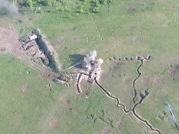 "15 минут разведки". Украинские военные на Донбассе уничтожили блиндажи и две единицы техники боевиков. Видео