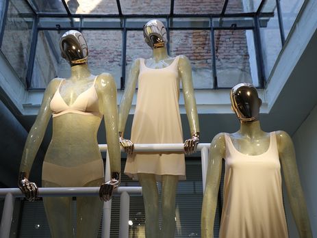 ﻿Депутат Тернопільської міськради вимагає заборонити торгівлю нижньою білизною у дні релігійних свят