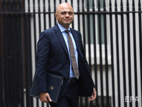 Став жертвой ограбления, британский министр пообещал усилить борьбу со злоумышленниками на мотоциклах