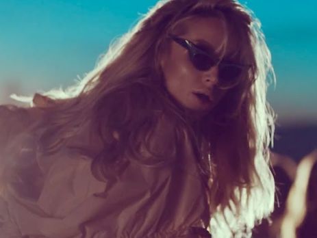 ﻿Superstar. Loboda презентувала першу пісню після пологів. Відео