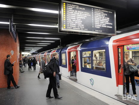 В Париже в электричке родился ребенок
