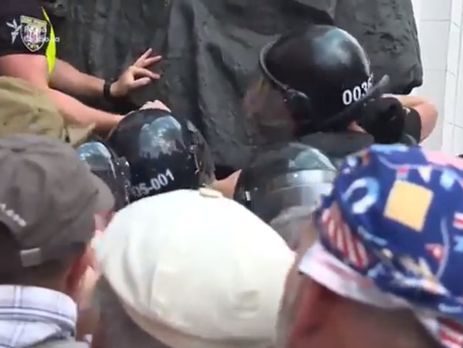 Под Радой происходят столкновения. Трансляция