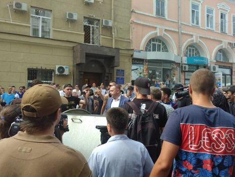 ﻿У Харкові заступника Кернеса кинули у сміттєвий бак