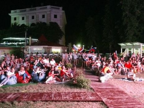 В Севастополе открыли фан-зону к ЧМ 2018, несмотря на запрет ФИФА