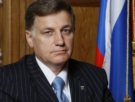 ﻿Спікер Законодавчих зборів Санкт-Петербурга пояснив необхідність підвищення пенсійного віку війною, санкціями та абортами