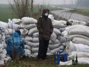 Террористы пытаются прорваться через блокпосты в районе Славянска