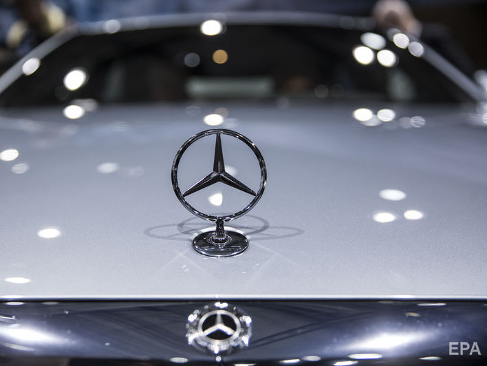 ﻿У Порошенка повідомили, що планують закупити два броньовані Mercedes для обслуговування іноземних делегацій