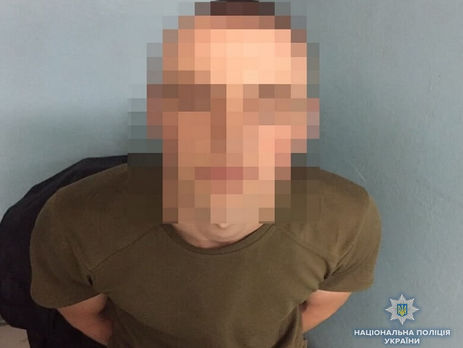 В киевском метро полиция задержала мужчину с гранатой и патронами