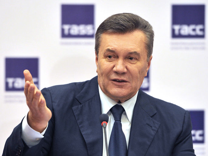 Оболонский суд продолжил рассматривать дело о госизмене Януковича. Трансляция