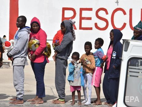 Итальянский министр считает Макрона 