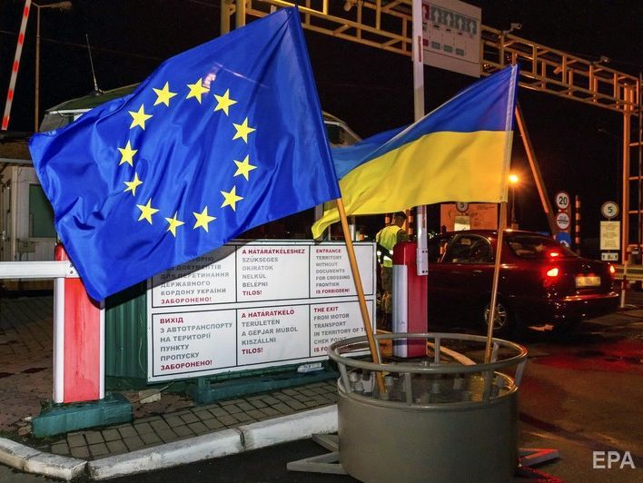 Сторонников движения в ЕС в Украине в четыре раза больше, чем желающих в Таможенный союз с Россией – опрос КМИС