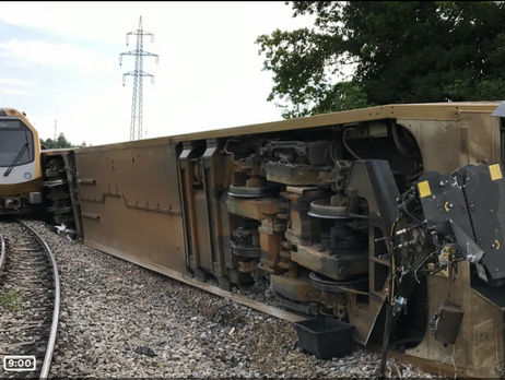 В Австрии сошел с рельсов рельсовый автобус, 34 человека травмированы