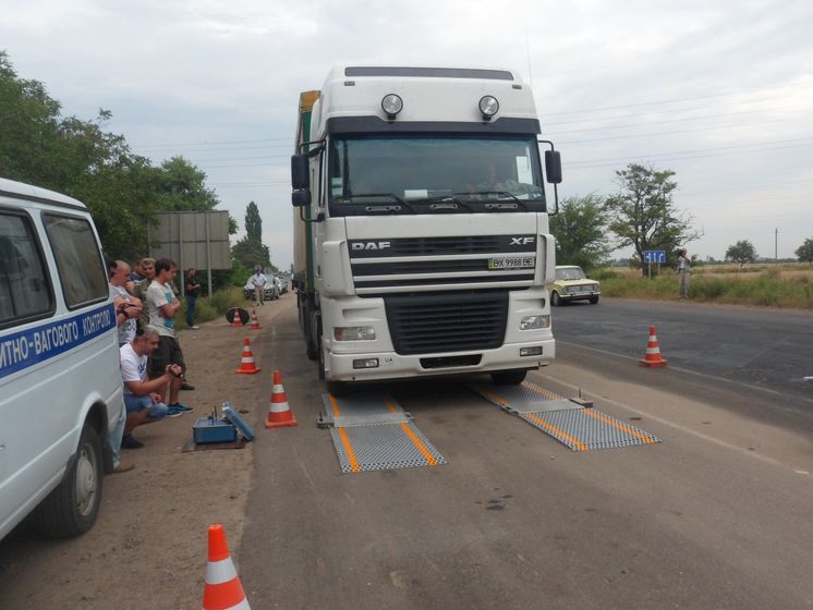 Украина переходит на систему автоматического взвешивания большегрузного транспорта – Омелян