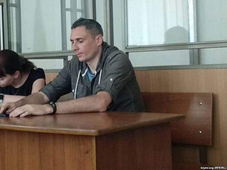 ﻿В окупованому Криму, незважаючи на рішення "суду", українського активіста Мовенка не випустили із СІЗО 