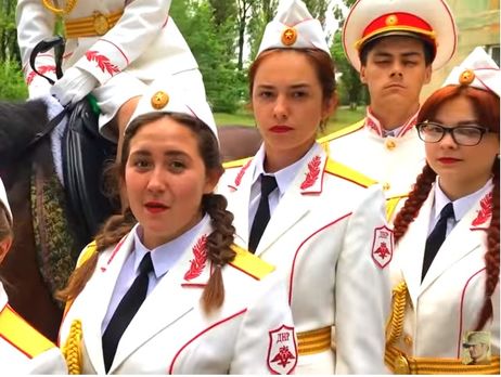 Підлітки привітали ватажка "ДНР" Захарченка