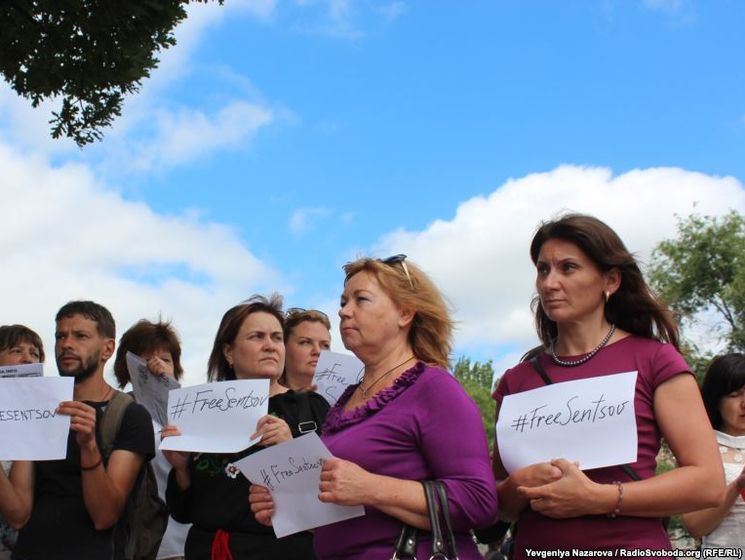 В Запорожье прошла акция в поддержку Сенцова и других политзаключенных