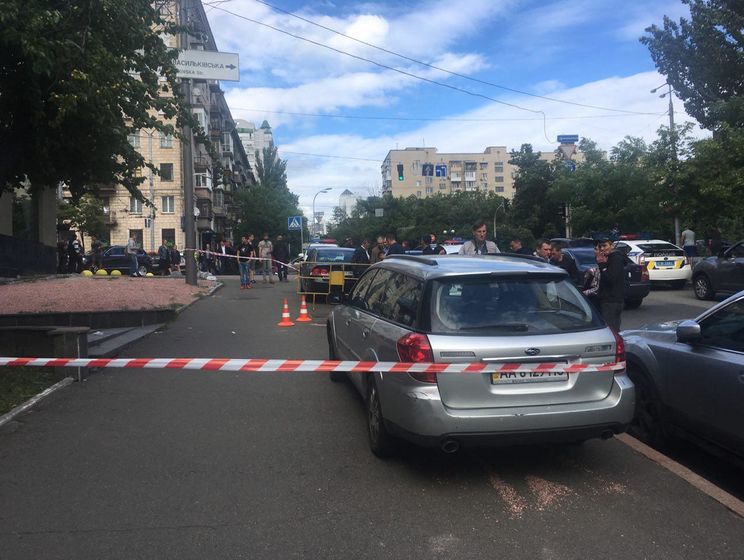 ﻿У Києві сталася стрілянина, пораненого забрала "швидка" – ЗМІ
