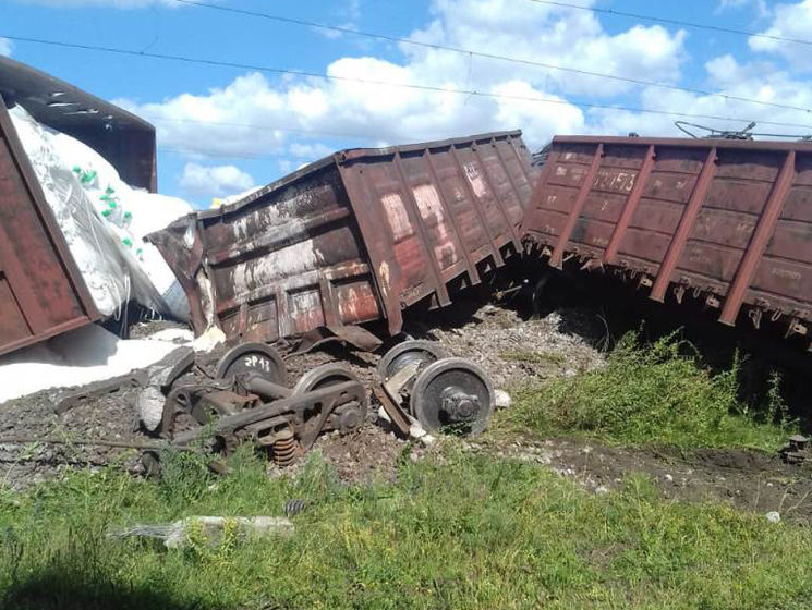 В Одесской области перевернулось 14 грузовых вагонов. 20 пассажирских поездов задержались в пути