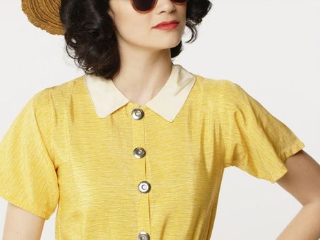 100 лет истории женских блуз показали в коротком ролике. Видео