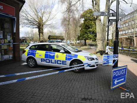 Полиция оцепила несколько районов в Солсбери и Эймсбери после отравления пары