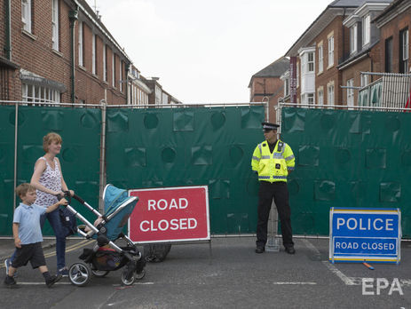 ﻿Британська пара отруїлася 