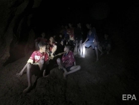 ﻿Українські дайвери беруть участь в операції з порятунку дітей із печери в Таїланді