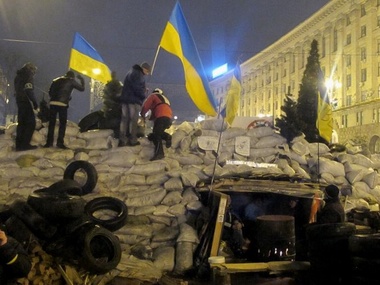 Внефракционные депутаты хотят стать живой цепью между Евромайданом и провластным митингом
