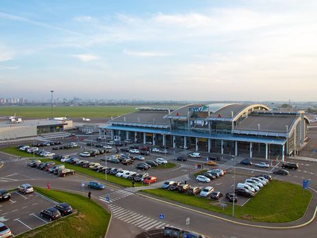 ﻿В аеропорту Київ заявили, що літак Bravo Airways 14 червня викотився за злітно-посадкову смугу у зв'язку з діями співробітників НАБУ