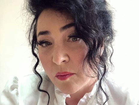 Лолита показала лицо без макияжа