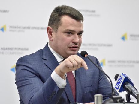 Сытник заявил, что представители власти ему угрожали