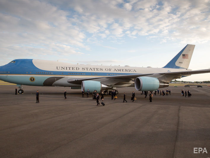 ﻿Трамп збирається перефарбувати президентський літак – ЗМІ