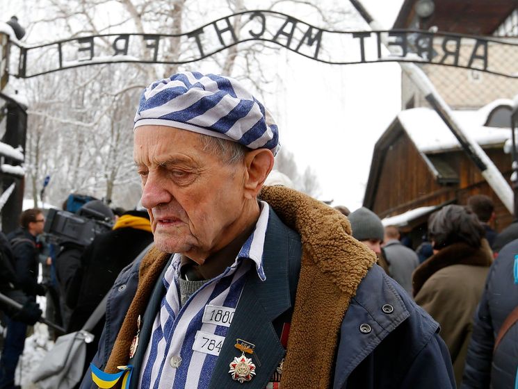 Бывший узник Освенцима из Харькова призвал Сенцова "жить ради семьи и государства"