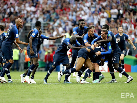 Сборная Франции стала двукратным чемпионом мира по футболу. Фоторепортаж