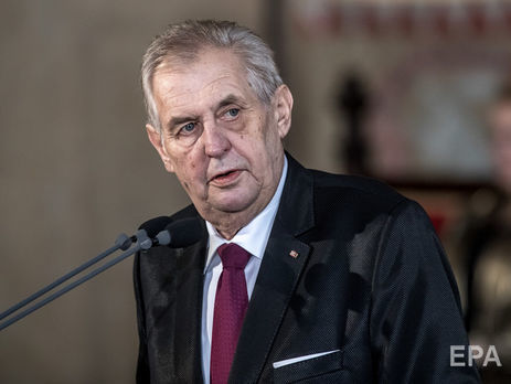 ﻿Земан задрімав на офіційній фотосесії лідерів країн НАТО – ЗМІ