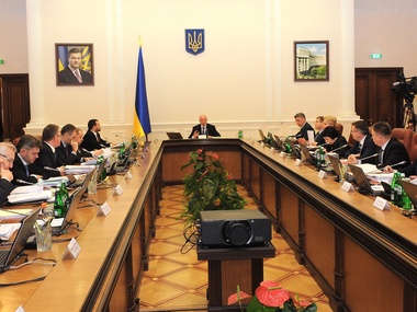 Янукович готовит отставку ряда министров из-за сокрытия рисков евроинтеграции