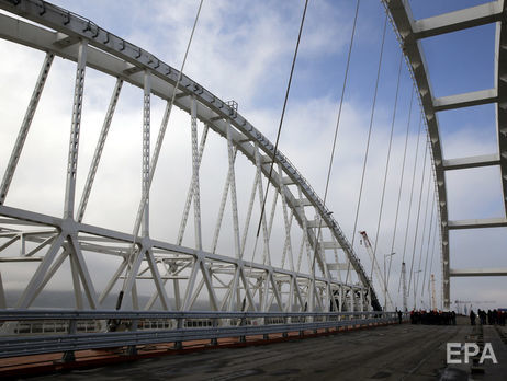 Послы стран ЕС одобрили санкции против шестерых человек, причастных к строительству Крымского моста – Порошенко