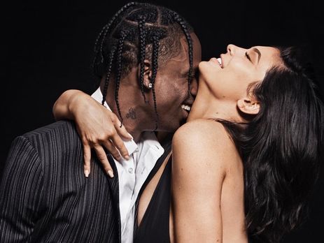 Кайли Дженнер снялась с отцом своего ребенка для GQ