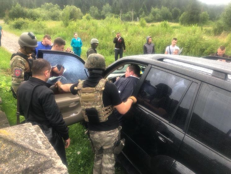 Мэра города Сколе Львовской области второй раз поймали при получении взятки