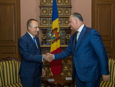 ﻿Додон зустрівся із 