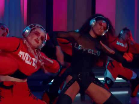 Level Up. Вышел первый за три года клип Сиары. Видео
