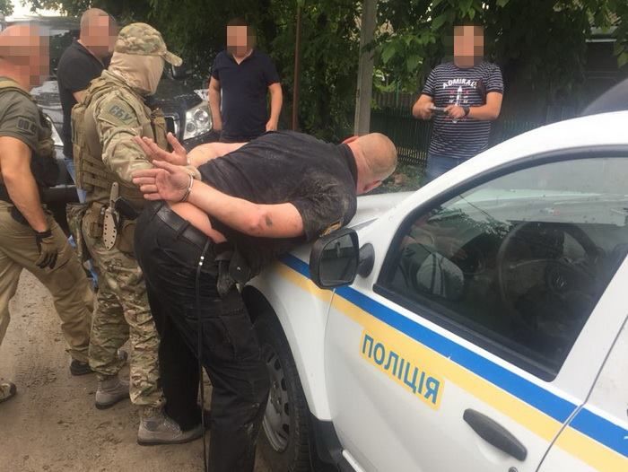СБУ поймала на систематических взятках начальника райотдела Нацполиции в Одесской области