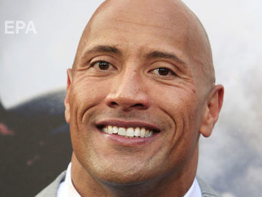 Дуэйн Джонсон показал, как общается с трехмесячной дочерью