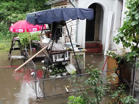 ﻿У Чернігові злива підтопила насосну станцію і 13 приватних домогосподарств