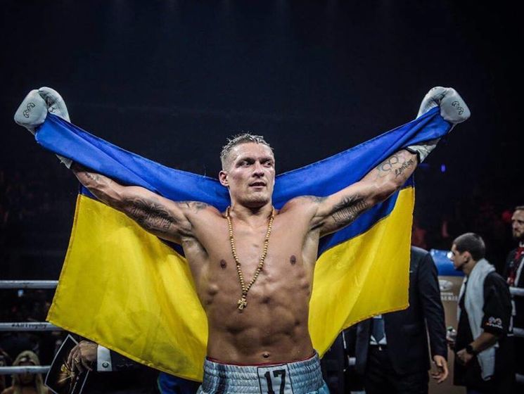 Порошенко о победе Усика: Украинский гимн, который прозвучал в Москве на весь мир, &ndash; это символ нашей борьбы, приближения нашей победы