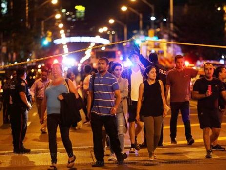﻿Стрілянина в Торонто: 14 людей поранено, одна жінка загинула