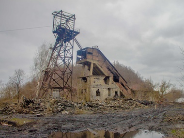 На шахте в Торезе при незаконной резке металла погибли четыре человека