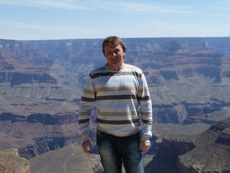 Коломойский и Боголюбов просят Лондонский суд оставить в покое их и Украину. Жили без законов, и дальше проживем. А то придумали – верховенство права