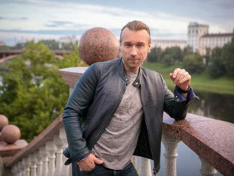 Винник: Смотрю на своих коллег по шоубизу и сразу вижу, кто был у пластического хирурга, а кто к жизни относился умнее